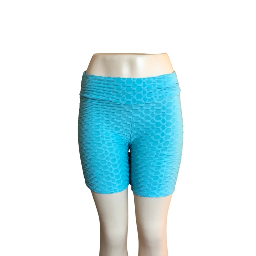 🌟 Baby Blue Scrunchy Biker Shorts 🌟